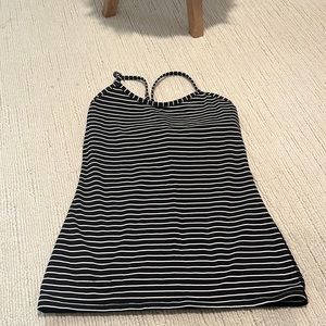 Lululemon tank!